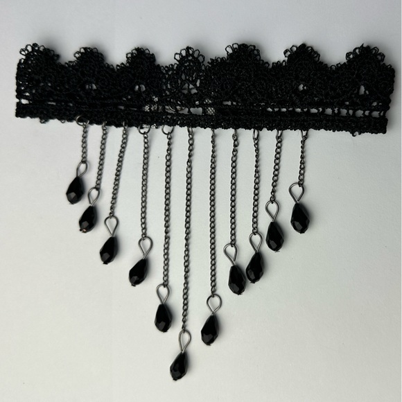 Black goth choker necklace Victorian vampire witch gothic punk alt lace tear y2k - Picture 3 of 3